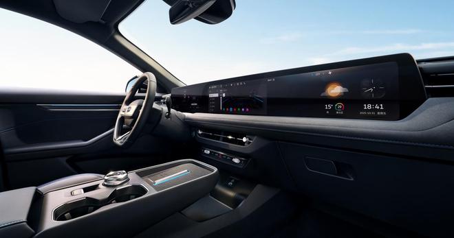 25广州车展 智趣烈马、新蒙迪欧双星闪耀K8凯发登录入口福特全明星阵容登陆20(图11) 25广州车展 智趣烈马、新蒙迪欧双星闪耀K8凯发登录入口福特全明星阵容登陆20(图11)