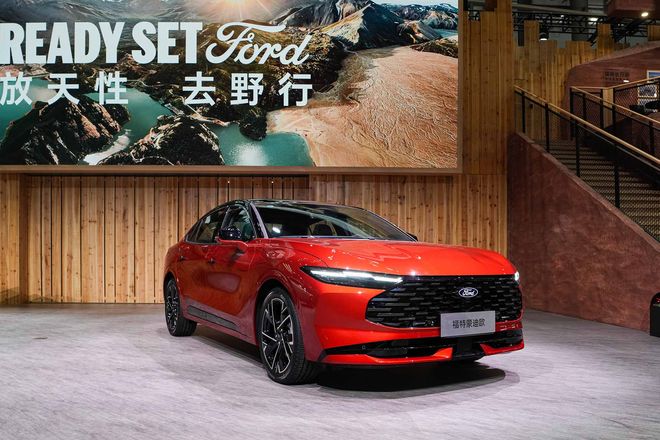 25广州车展 智趣烈马、新蒙迪欧双星闪耀K8凯发登录入口福特全明星阵容登陆20(图5)